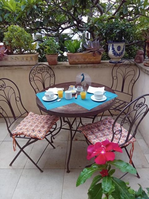 Bed and Breakfast Tombe La Nefle Авиньон Экстерьер фото